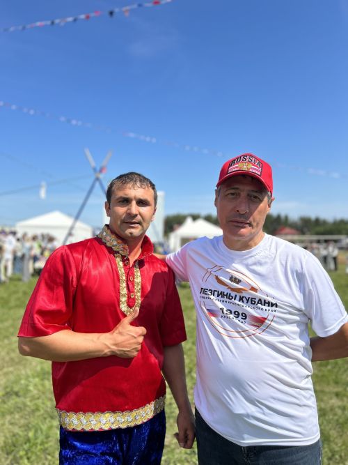 Невероятное шоу на Сабантуе: канатоходцы покорили Лаишево!