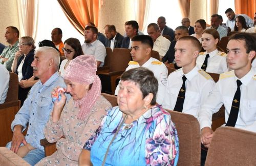 Государственные награды вручены семьям павших Героев СВО
