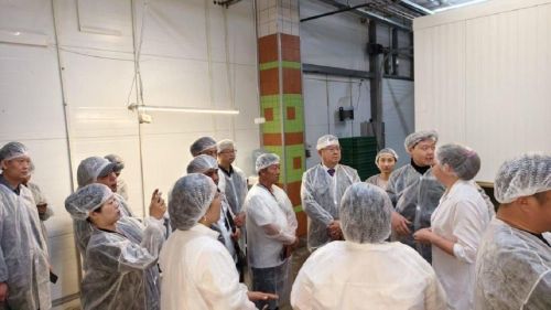 Китайские бизнесмены познакомились с предприятиями Лаишевского района