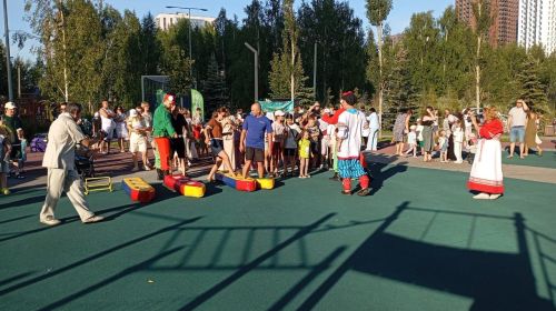 Первый праздник фестиваля «Күрше» — народные гуляния «Питрау» в Лаишевском районе