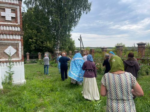 В Смолдеяровском храме отметили престольный праздник