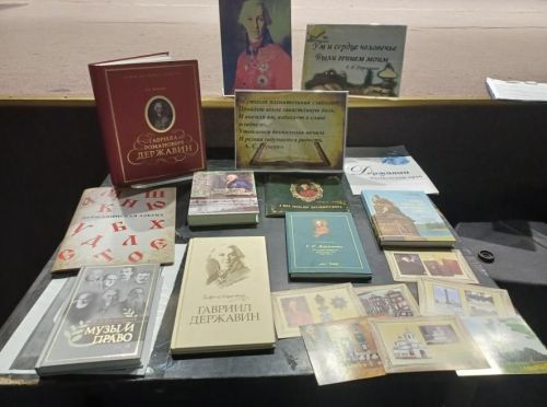 Литературный час в летнем лагере «Санта»