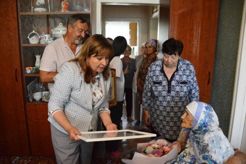 Жительница Лаишева Аминя Шарипова отметила 100 лет