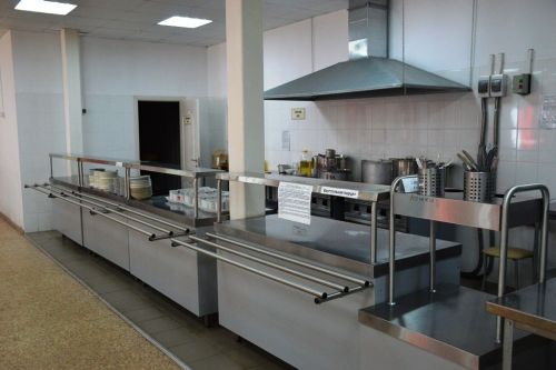 Депутат Госсовета РТ посетил детские лагеря Лаишевского района