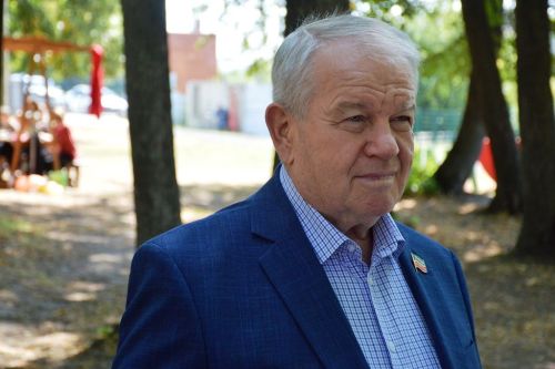 Депутат Госсовета РТ посетил детские лагеря Лаишевского района