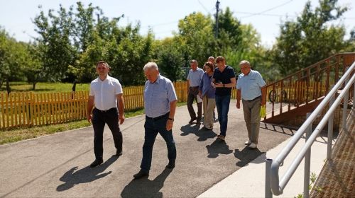 Депутат Госсовета РТ посетил детские лагеря Лаишевского района