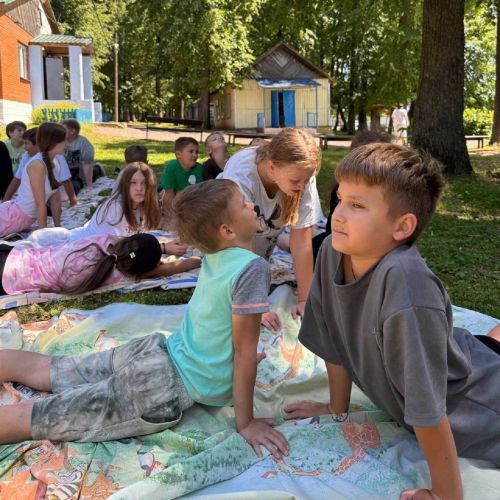В лаишевском лагере «Липки» открылась вторая смена «Духи долины мира»