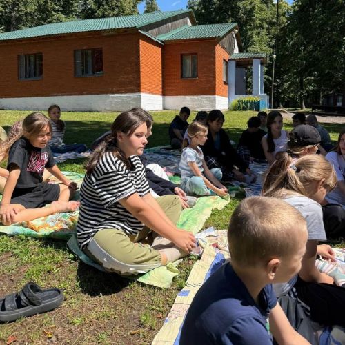 В лаишевском лагере «Липки» открылась вторая смена «Духи долины мира»