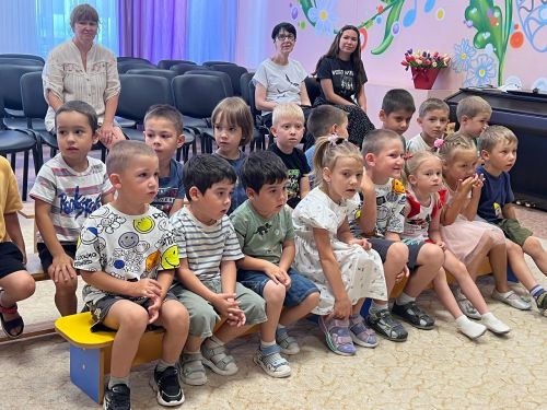 Юные жители Лаишевского района посмотрели шоу бабочек