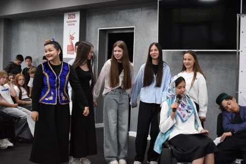 Участники смены «Сокровища нации» знакомятся с богатой культурой татарского народа