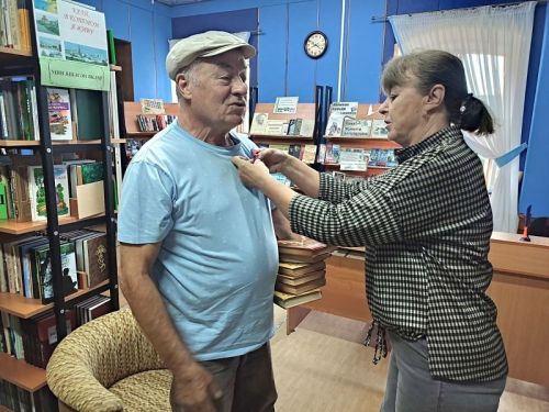 В Лаишевской библиотеке провели патриотическую акцию «Символ народа»