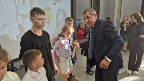 «Помоги собраться в школу» — благотворительная акция набирает обороты