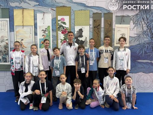 Тренировки по ушу для спортсменов в Лаишевском районе проводил чемпион мира и Европы