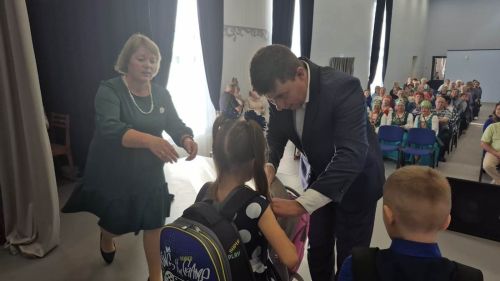 «Мәктәпкә җыенырга ярдәм ит» — хәйрия акциясе көчәя бара