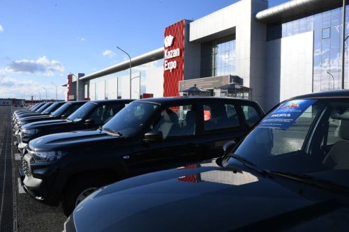Ключи от автомобилей вручили победителям смотра-конкурса в Татарстане
