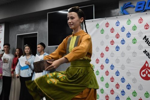 «Милләт хәзинәсе» сменасында катнашучылар татар халкының бай мәдәнияте белән танышалар