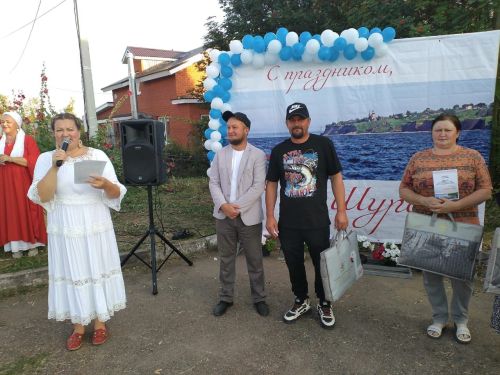 День села: Шуран собрал друзей