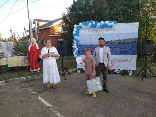 День села: Шуран собрал друзей