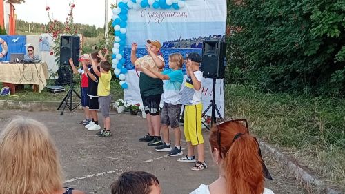День села: Шуран собрал друзей