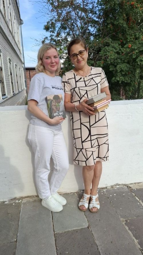 Акцию «Читают все!» на лаишевских улицах провели ко Всемирному дню книголюбов