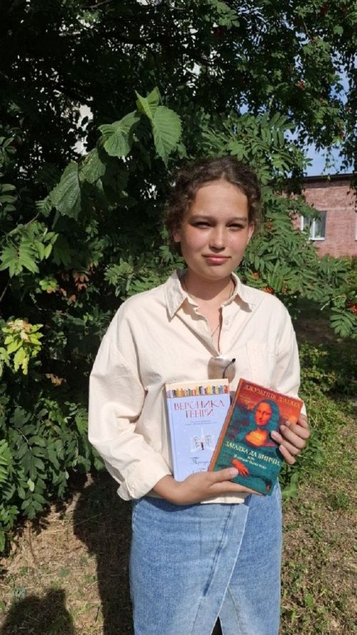 Акцию «Читают все!» на лаишевских улицах провели ко Всемирному дню книголюбов