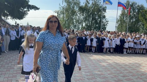 В Лаишевской школе №2 встретили День знаний