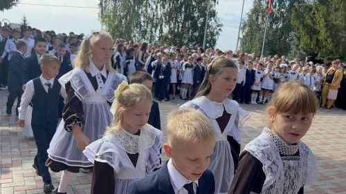 В Лаишевской школе №2 встретили День знаний