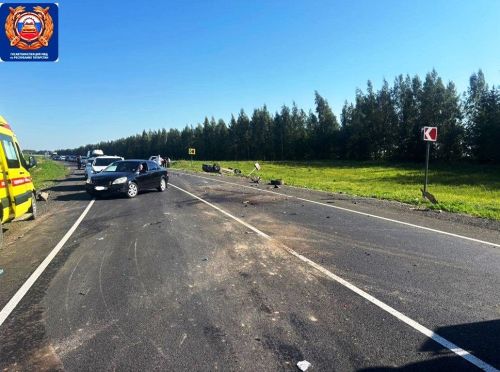 В результате ДТП водитель Datsun погиб, четыре человека госпитализированы
