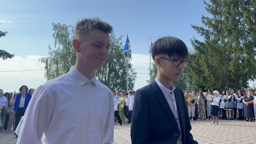В Лаишевской школе №2 встретили День знаний