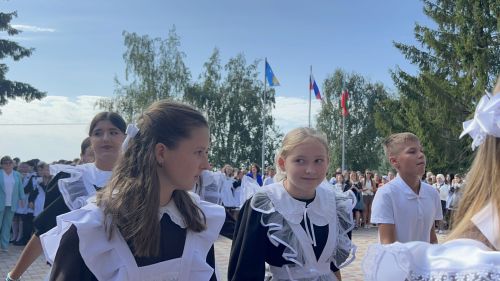 В Лаишевской школе №2 встретили День знаний
