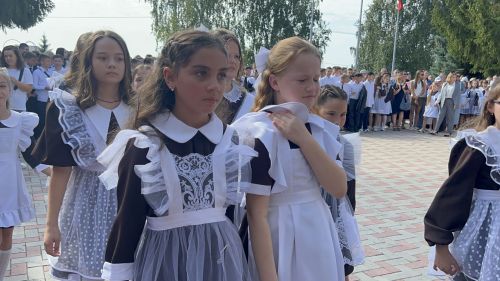 В Лаишевской школе №2 встретили День знаний