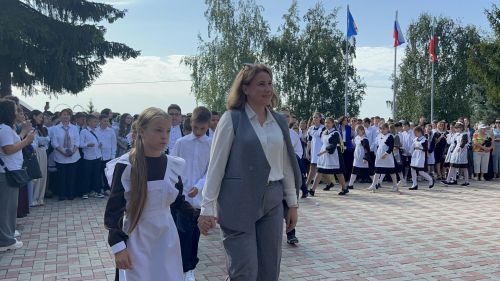 В Лаишевской школе №2 встретили День знаний
