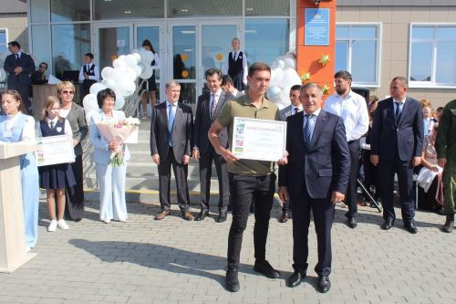 Лаеш районының Сокуры авылында Гавриил Державин исемендәге күп профильле лицей ачылды