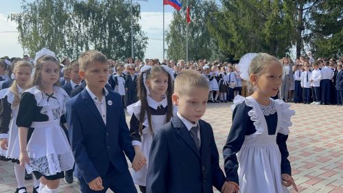 В Лаишевской школе №2 встретили День знаний