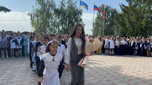 В Лаишевской школе №2 встретили День знаний