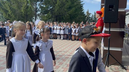 В Лаишевской школе №2 встретили День знаний