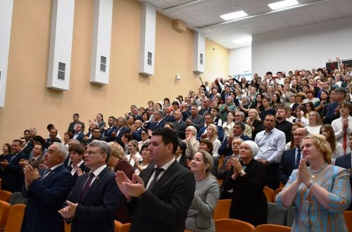 Выездное заседание партии «Единая Россия» принимал новый дом культуры села Габишево