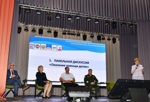 Выездное заседание партии «Единая Россия» принимал новый дом культуры села Габишево