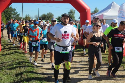 В Лаишевском районе проходит забег «Держись в Державино» в формате «Backyard Ultra Trail»