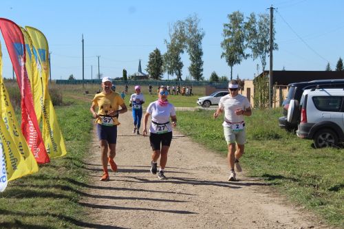 В Лаишевском районе проходит забег «Держись в Державино» в формате «Backyard Ultra Trail»