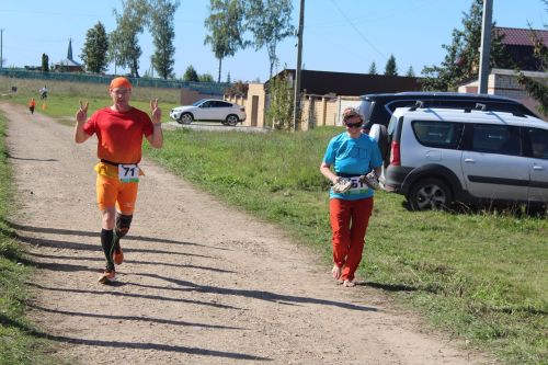 В Лаишевском районе проходит забег «Держись в Державино» в формате «Backyard Ultra Trail»