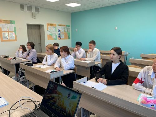 Кирби: Безопасность на дорогах начинается со школы