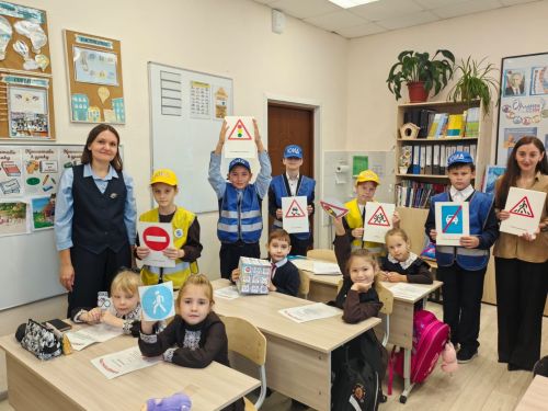 Орловские школьники шагают в будущее с ПДД