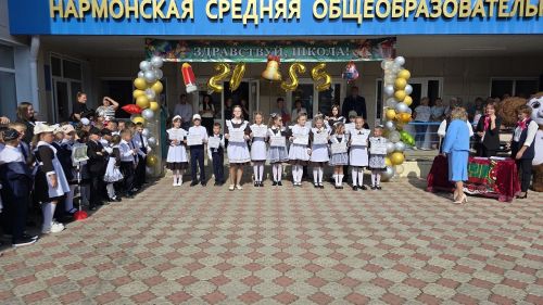 В День знаний в Лаишевском районе наградили детей, которые работали летом в агрофирме