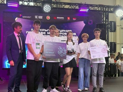 Серебро лицея «Инноватика» на турнире по битве роботов