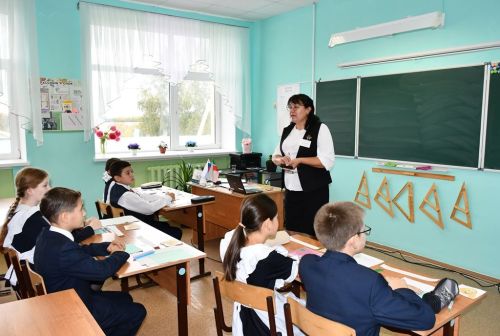 Конкурс «Сельский учитель. Сельский воспитатель» прошёл в Именьковской школе