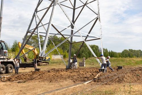 В Лаишевском районе проводится переустройство воздушной линии 110 кВ «Центральная – Аэропорт»