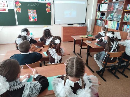 Рассказываем, как прошел первый день нового учебного года в Лаишевском районе