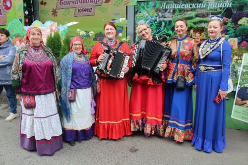 Садоводы Лаишевского района представили свою лучшую продукцию