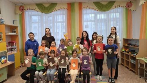 «Движение Первых» Лаишевского района подарило детям новогоднее волшебство
